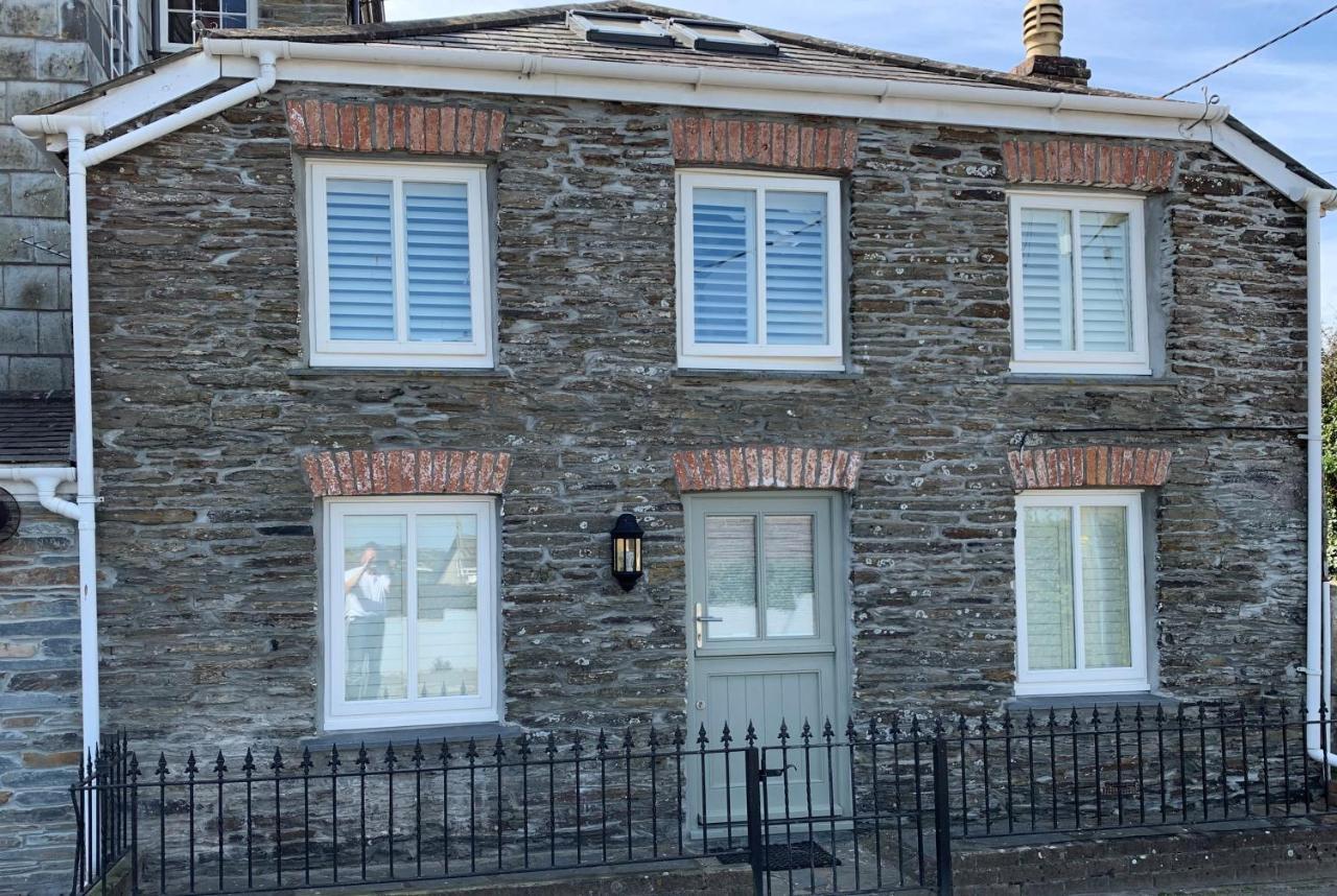The Padstow Cottage With Breakfast At Rick Stein'S Seafood Restaurant Экстерьер фото